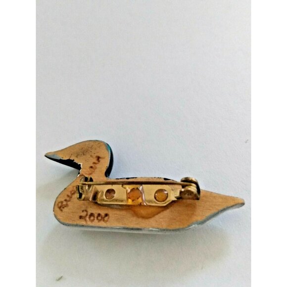 Hand Carved Bird Pin/Brooch (Canada Loon) Artist Russ Clark Ontario 2000 - Picture 6 of 8